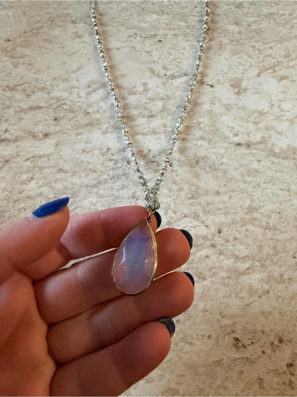 N/A subtle silver